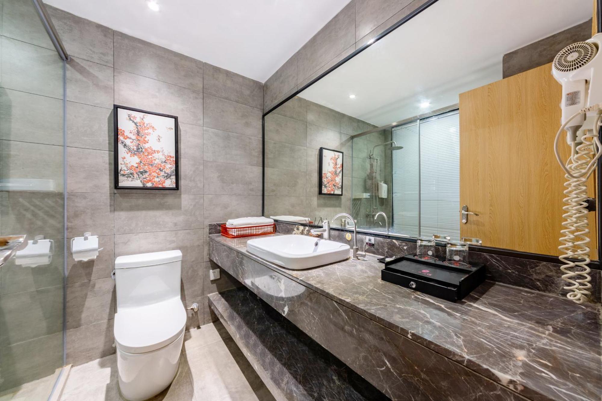 Guangzhou Hongcheng Hotel Exterior photo